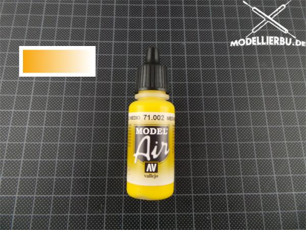 Vallejo Model Air 17 ml Medium Yellow